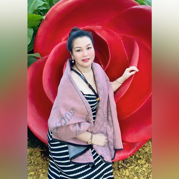 Meet your Posher, Rong - Picture 9 of 10